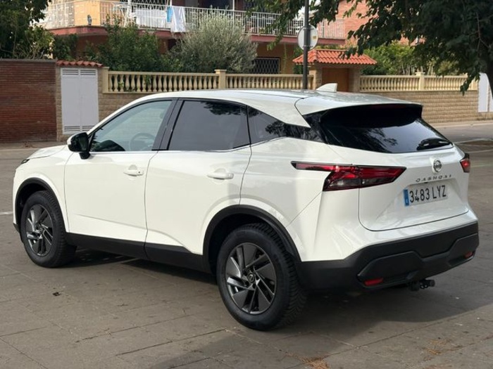 NissanQashqai DIG-T 140 mHEV Acenta 4x2 103 kW (140 CV) Vehículo usado en Barcelona - 4 NissanQashqai DIG-T 140 mHEV Acenta 4x2 103 kW (140 CV) Vehículo usado en Barcelona - 4