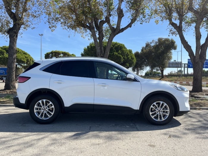 FordKuga 2.0 EcoBlue MHEV ST-Line 110 kW (150 CV) Vehículo usado en Barcelona - 4 FordKuga 2.0 EcoBlue MHEV ST-Line 110 kW (150 CV) Vehículo usado en Barcelona - 4