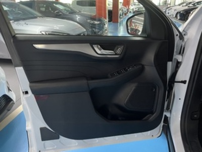 Ford Kuga 2.0 EcoBlue MHEV ST-Line 110 kW (150 CV) Ford Kuga 2.0 EcoBlue MHEV ST-Line 110 kW (150 CV)