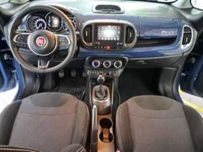 Fiat 500L 1.4 16v Pop Star 70 kW (95 CV) Fiat 500L 1.4 16v Pop Star 70 kW (95 CV)