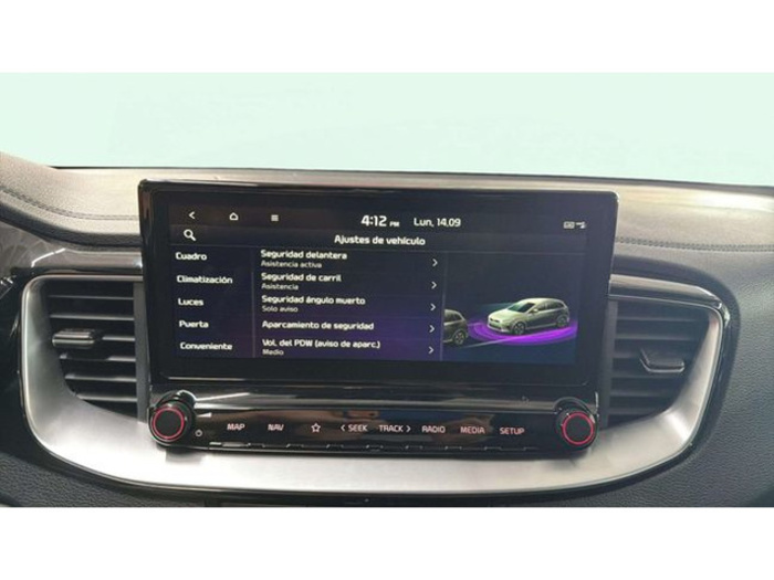 KiaXCeed 1.0 T-GDi Eco-Dynamics Concept 88 kW (120 CV) Vehículo usado en Barcelona - 21 KiaXCeed 1.0 T-GDi Eco-Dynamics Concept 88 kW (120 CV) Vehículo usado en Barcelona - 21