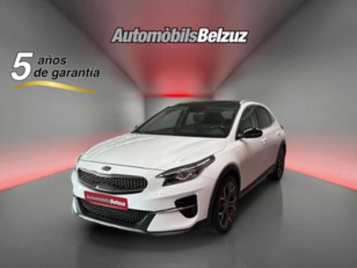 Kia XCeed 1.0 T-GDi Eco-Dynamics Concept 88 kW (120 CV) Kia XCeed 1.0 T-GDi Eco-Dynamics Concept 88 kW (120 CV)