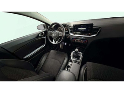 Kia XCeed 1.0 T-GDi Eco-Dynamics Concept 88 kW (120 CV) Kia XCeed 1.0 T-GDi Eco-Dynamics Concept 88 kW (120 CV)