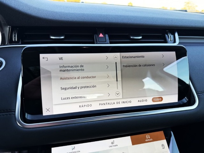 Land RoverRange Rover Evoque 1.5 P300e I3 PHEV 4WD Auto 227 kW (309 CV) Vehículo usado en Barcelona - 24 Land RoverRange Rover Evoque 1.5 P300e I3 PHEV 4WD Auto 227 kW (309 CV) Vehículo usado en Barcelona - 24