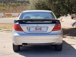 Mercedes-Benz Clase C C Sportcoupe 220 CDI Black & Red 105 kW (143 CV)