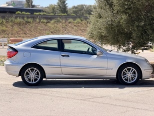 Mercedes-Benz Clase C C Sportcoupe 220 CDI Black & Red 105 kW (143 CV)