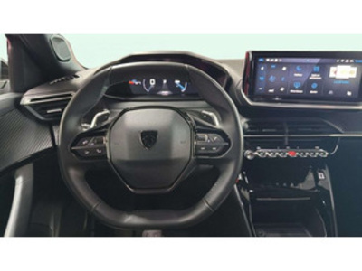 Peugeot 2008 PureTech 130 S&S Allure EAT8 96 kW (130 CV) Peugeot 2008 PureTech 130 S&S Allure EAT8 96 kW (130 CV)