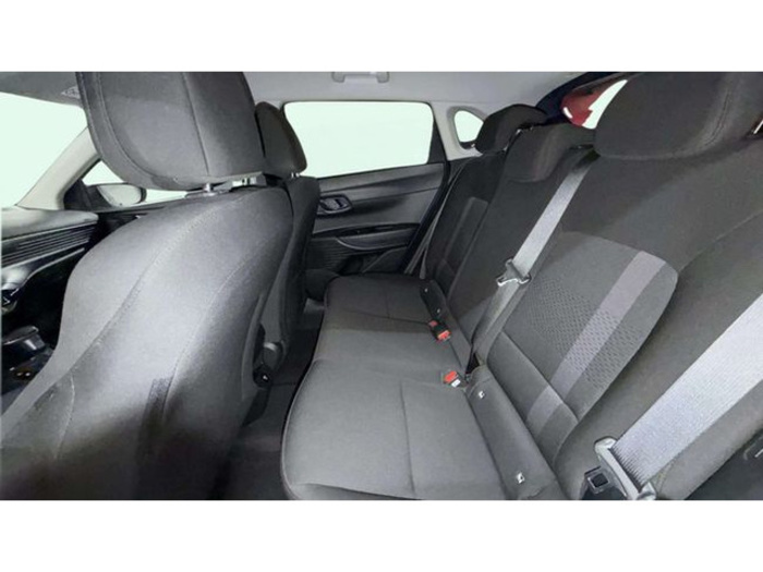 Hyundaii20 1.0 TGDI 48V Tecno DCT 74 kW (100 CV) Vehículo usado en Barcelona - 10 Hyundaii20 1.0 TGDI 48V Tecno DCT 74 kW (100 CV) Vehículo usado en Barcelona - 10