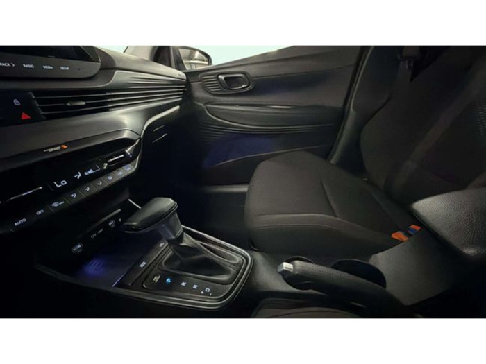 Hyundaii20 1.0 TGDI 48V Tecno DCT 74 kW (100 CV) Vehículo usado en Barcelona - 13 Hyundaii20 1.0 TGDI 48V Tecno DCT 74 kW (100 CV) Vehículo usado en Barcelona - 13