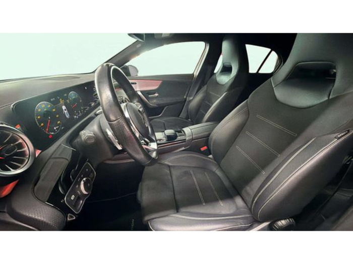 Mercedes-BenzClase A 200 d 110 kW (150 CV) Vehículo usado en Barcelona - 9 Mercedes-BenzClase A 200 d 110 kW (150 CV) Vehículo usado en Barcelona - 9