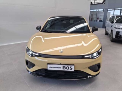 LeapmotorB05 BEV 67.1kWh Design ProMax Auto 160 kW (218 CV)6 LeapmotorB05 BEV 67.1kWh Design ProMax Auto 160 kW (218 CV)6