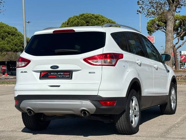 FordKuga 1.5 EcoBoost S&S Trend 4x2 88 kW (120 CV) Vehículo usado en Barcelona - 5