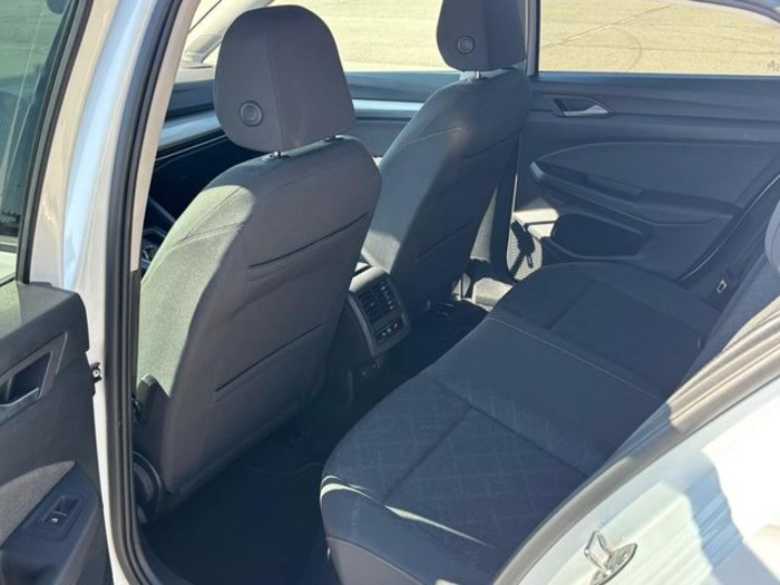 VolkswagenGolf Life 1.5 eTSI 96 kW (130 CV) DSG Vehículo usado en Barcelona - 10 VolkswagenGolf Life 1.5 eTSI 96 kW (130 CV) DSG Vehículo usado en Barcelona - 10