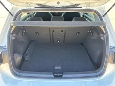 Volkswagen Golf Life 1.5 eTSI 96 kW (130 CV) DSG Volkswagen Golf Life 1.5 eTSI 96 kW (130 CV) DSG