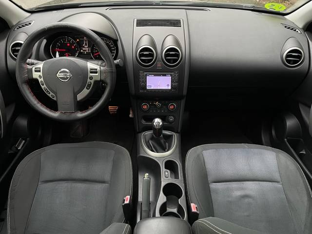 NissanQashqai 1.6 Tekna Sport 4X2 86 kW (117 CV) Vehículo usado en Barcelona - 14