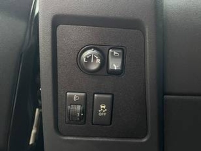 Nissan Qashqai 1.6 Tekna Sport 4X2 86 kW (117 CV) Nissan Qashqai 1.6 Tekna Sport 4X2 86 kW (117 CV)