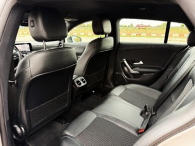 Mercedes-Benz CLA Shooting Brake 220 d 140 kW (190 CV) Mercedes-Benz CLA Shooting Brake 220 d 140 kW (190 CV)