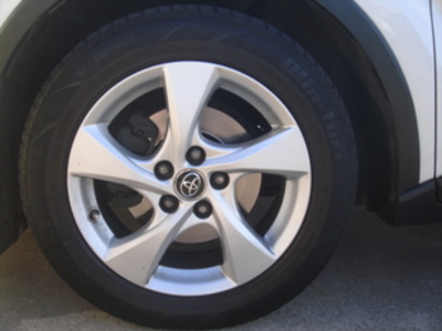 Toyota C-HR 1.8 125H Advance 90 kW (122 CV) Toyota C-HR 1.8 125H Advance 90 kW (122 CV)