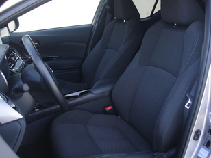 Toyota C-HR 1.8 125H Advance 90 kW (122 CV)