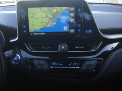 Toyota C-HR 1.8 125H Advance 90 kW (122 CV) Toyota C-HR 1.8 125H Advance 90 kW (122 CV)