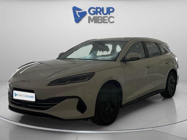 BYDSeal 6 DM-i Touring Boost 135 kW (184 CV)