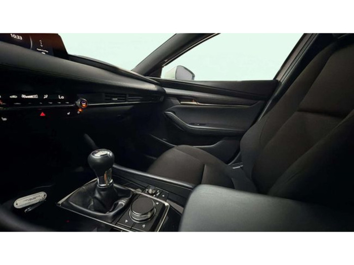 MazdaMazda 3 2.5L E-SKY G MHEV Prime-line 103 kW (140 CV) Vehículo usado en Barcelona - 12 MazdaMazda 3 2.5L E-SKY G MHEV Prime-line 103 kW (140 CV) Vehículo usado en Barcelona - 12