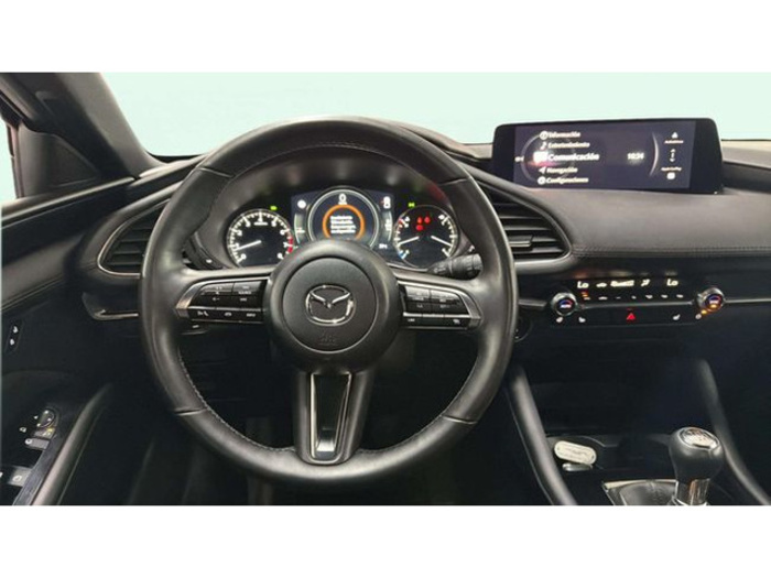 MazdaMazda 3 2.5L E-SKY G MHEV Prime-line 103 kW (140 CV) Vehículo usado en Barcelona - 14 MazdaMazda 3 2.5L E-SKY G MHEV Prime-line 103 kW (140 CV) Vehículo usado en Barcelona - 14