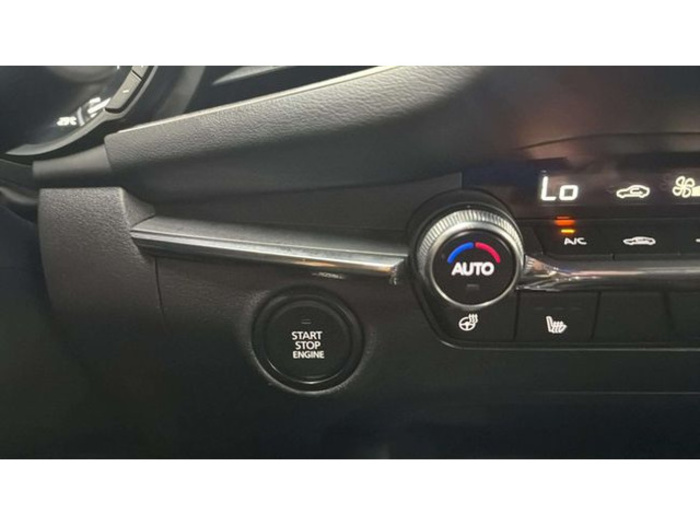 MazdaMazda 3 2.5L E-SKY G MHEV Prime-line 103 kW (140 CV) Vehículo usado en Barcelona - 21 MazdaMazda 3 2.5L E-SKY G MHEV Prime-line 103 kW (140 CV) Vehículo usado en Barcelona - 21