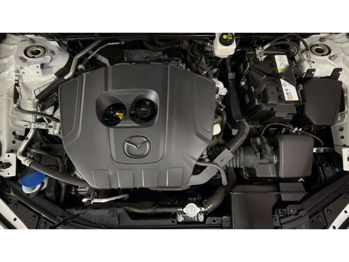 MazdaMazda 3 2.5L E-SKY G MHEV Prime-line 103 kW (140 CV) Vehículo usado en Barcelona - 27 MazdaMazda 3 2.5L E-SKY G MHEV Prime-line 103 kW (140 CV) Vehículo usado en Barcelona - 27