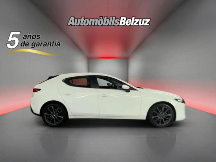 MazdaMazda 3 2.5L E-SKY G MHEV Prime-line 103 kW (140 CV) Vehículo usado en Barcelona - 31 MazdaMazda 3 2.5L E-SKY G MHEV Prime-line 103 kW (140 CV) Vehículo usado en Barcelona - 31