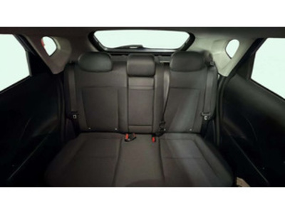 Hyundai Kona 1.6 GDI HEV Maxx DCT 104 kW (141 CV) Hyundai Kona 1.6 GDI HEV Maxx DCT 104 kW (141 CV)
