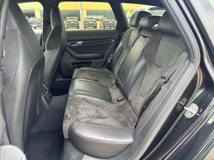 AudiS6 Avant 5.2 quattro 320 kW (435 CV) tiptronic Vehículo usado en Barcelona - 9 AudiS6 Avant 5.2 quattro 320 kW (435 CV) tiptronic Vehículo usado en Barcelona - 9