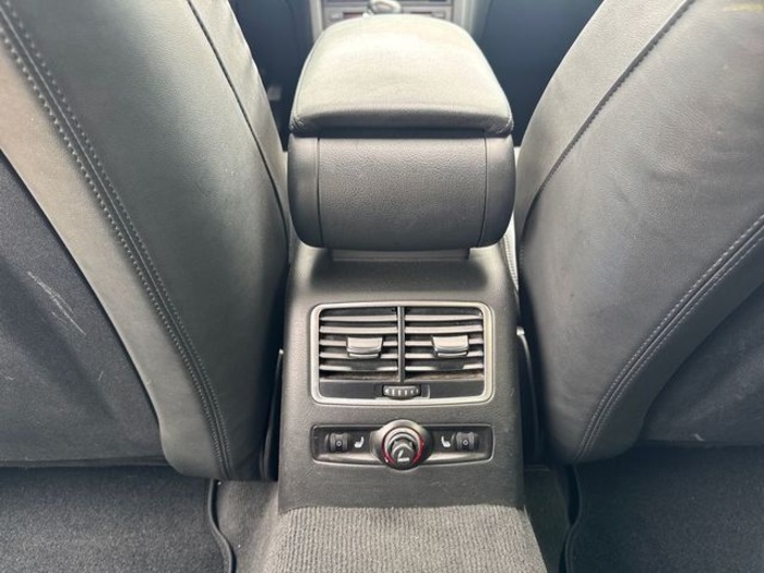 AudiS6 Avant 5.2 quattro 320 kW (435 CV) tiptronic Vehículo usado en Barcelona - 23 AudiS6 Avant 5.2 quattro 320 kW (435 CV) tiptronic Vehículo usado en Barcelona - 23