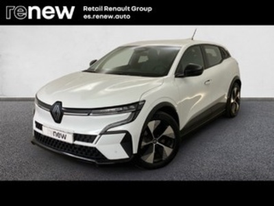 Renault Megane E-Tech Equilibre EV60 Optium Charge 160 kW (218 CV) Blanco segunda mano en Madrid Renault Megane E-Tech Equilibre EV60 Optium Charge 160 kW (218 CV) Blanco segunda mano en Madrid