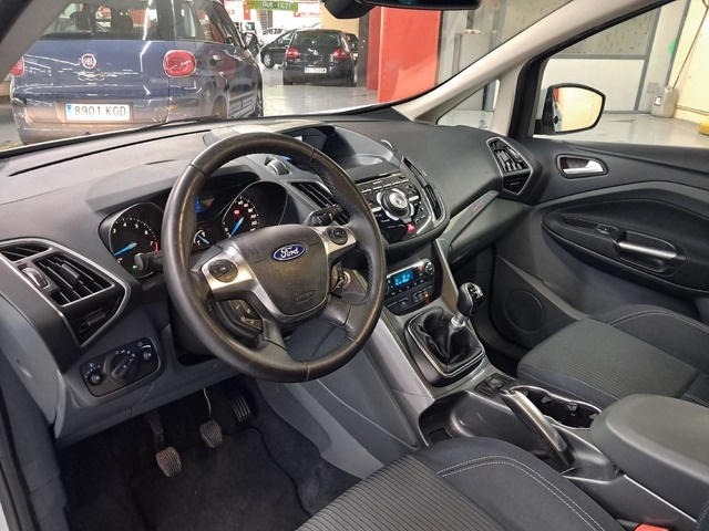 FordGrand C-Max 1.6 EcoBoost S&S Titanium 110 kW (150 CV) Vehículo usado en Barcelona - 16