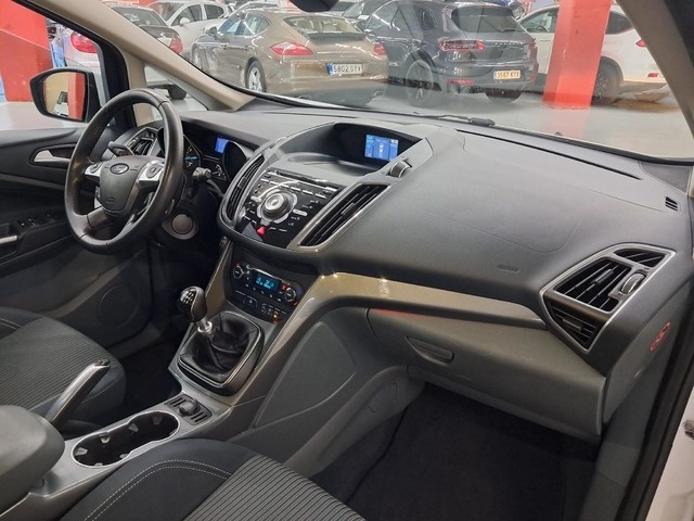 FordGrand C-Max 1.6 EcoBoost S&S Titanium 110 kW (150 CV) Vehículo usado en Barcelona - 18