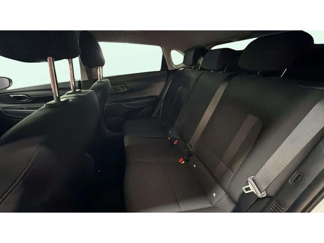 Hyundaii20 1.0 TGDI 48V Tecno 74 kW (100 CV) Vehículo usado en Barcelona - 10