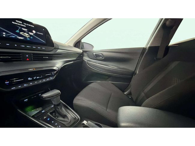 Hyundaii20 1.0 TGDI 48V Tecno 74 kW (100 CV) Vehículo usado en Barcelona - 11