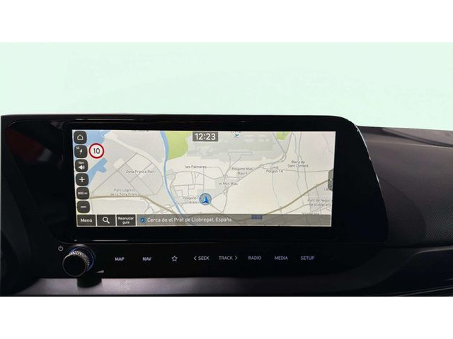 Hyundaii20 1.0 TGDI 48V Tecno 74 kW (100 CV) Vehículo usado en Barcelona - 17