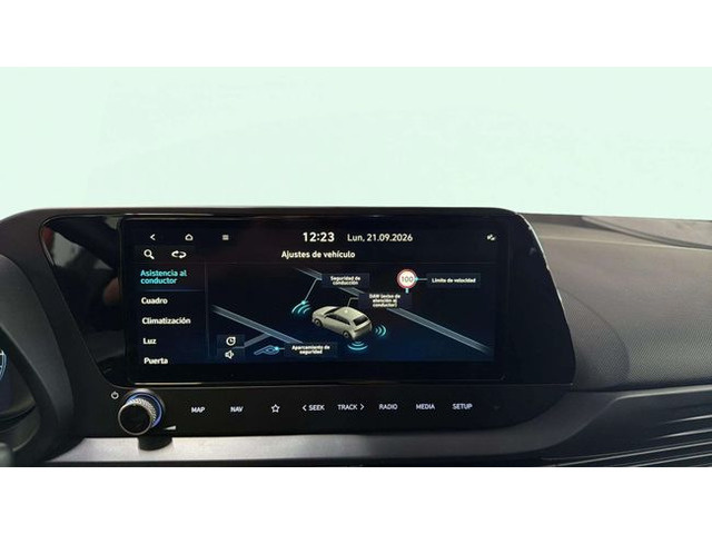 Hyundaii20 1.0 TGDI 48V Tecno 74 kW (100 CV) Vehículo usado en Barcelona - 19