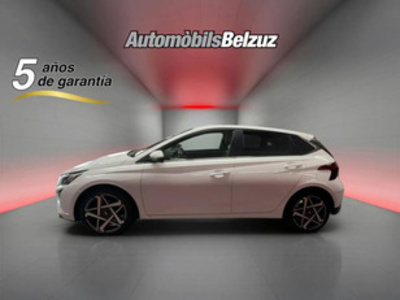 Hyundai i20 1.0 TGDI 48V Tecno 74 kW (100 CV) Hyundai i20 1.0 TGDI 48V Tecno 74 kW (100 CV)