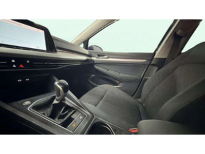 Volkswagen Golf Life 1.0 TSI 81 kW (110 CV) Volkswagen Golf Life 1.0 TSI 81 kW (110 CV)