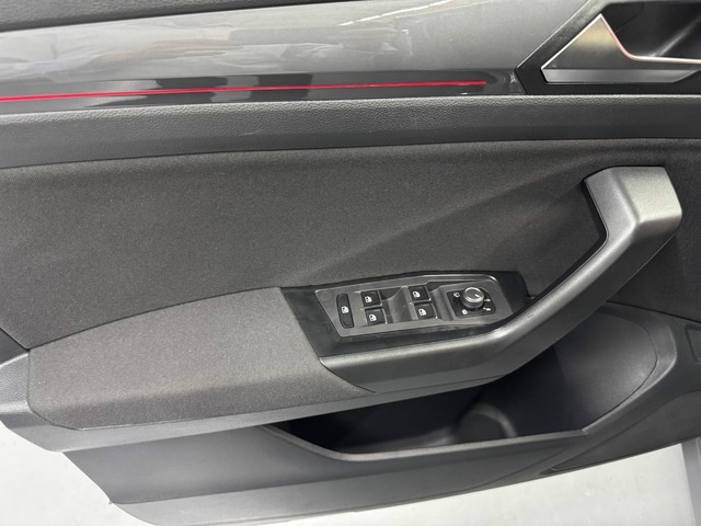 VolkswagenT-Roc Advance R-Line 1.5 TSI 110 kW (150 CV) DSG Vehículo usado en Barcelona - 22