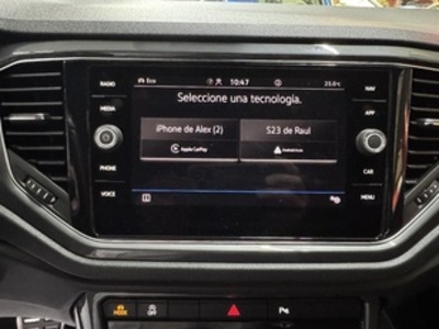 Volkswagen T-Roc Advance R-Line 1.5 TSI 110 kW (150 CV) DSG Volkswagen T-Roc Advance R-Line 1.5 TSI 110 kW (150 CV) DSG