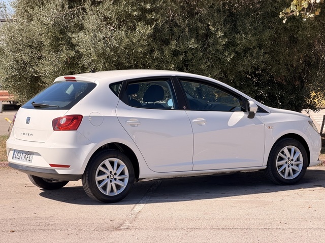 SEATIbiza 1.4 TDI Style Connect 66 kW (90 CV) Vehículo usado en Barcelona - 8