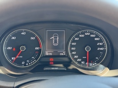 SEAT Ibiza 1.4 TDI Style Connect 66 kW (90 CV) SEAT Ibiza 1.4 TDI Style Connect 66 kW (90 CV)