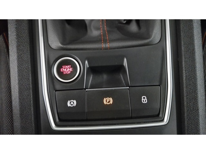 SEATLeón 2.0 TDI S&S FR 110 kW (150 CV) Vehículo usado en Barcelona - 34 SEATLeón 2.0 TDI S&S FR 110 kW (150 CV) Vehículo usado en Barcelona - 34