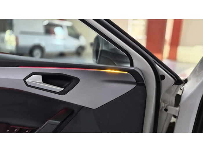 SEATLeón 2.0 TDI S&S FR 110 kW (150 CV) Vehículo usado en Barcelona - 39 SEATLeón 2.0 TDI S&S FR 110 kW (150 CV) Vehículo usado en Barcelona - 39