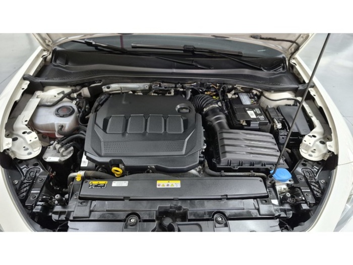 SEATLeón 2.0 TDI S&S FR 110 kW (150 CV) Vehículo usado en Barcelona - 49 SEATLeón 2.0 TDI S&S FR 110 kW (150 CV) Vehículo usado en Barcelona - 49