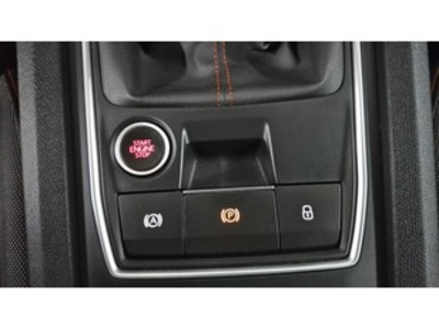 SEAT León 2.0 TDI S&S FR 110 kW (150 CV) SEAT León 2.0 TDI S&S FR 110 kW (150 CV)